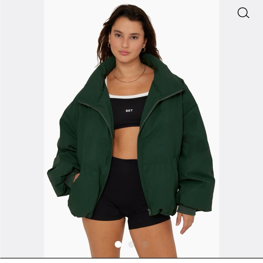 BRAND NEW SET ACTIVE puffer jacket in forest green